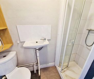 1 bedroom flat to rent - Photo 6