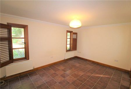 4 bedroom bungalow to rent - Photo 3