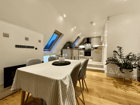 Leopold Road, London, W5 - Photo 2