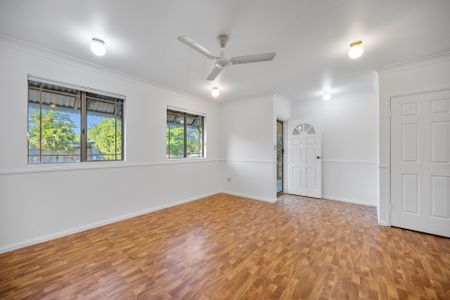 1 Dane Close, Burdell QLD 4818 - House For Rent | Domain - Photo 3