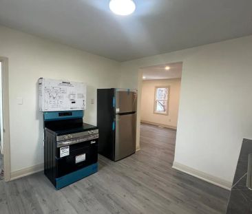 1A ESSEX LANE - Photo 4