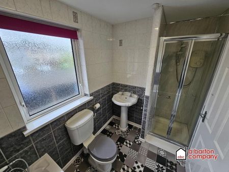 34 Fairview Road, Fairview, Newtownabbey, BT36 6QP - Photo 4