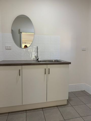 Cosy three bedroom home - Photo 2