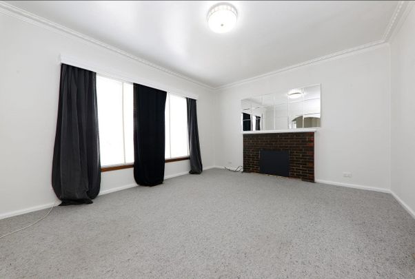 17 Kionga Street, Clayton - Photo 1