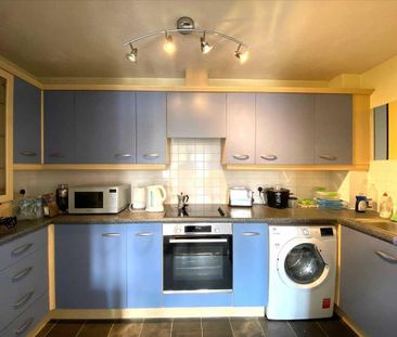 2 bedroom apartment to rent - Photo 4