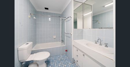 6/128 Central Avenue, Indooroopilly, Qld 4068 - Photo 3