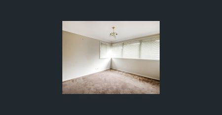 3 Bedroom Home in Penrith - Photo 4