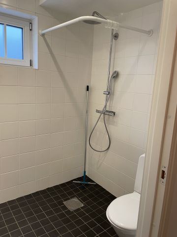 Gamla Enköpingsvägen, Sundbyberg - Photo 2