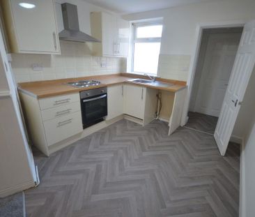 2 bedroom terraced house to rent - Photo 6