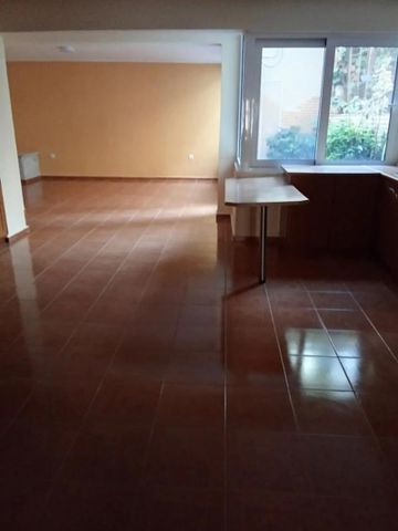 Ενοικίαση κατοικίας, 60 τ.μ., Γαλάτσι, 580 € - Photo 2