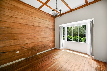 This property offers comfortable family living in one of Hamilton’s most sought-after suburbs. - Photo 5