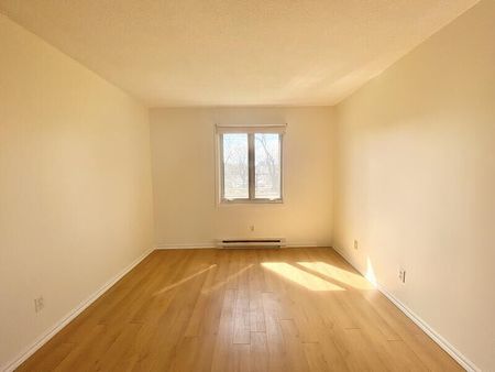 158B McArthur Ave Unit 102 - Photo 3