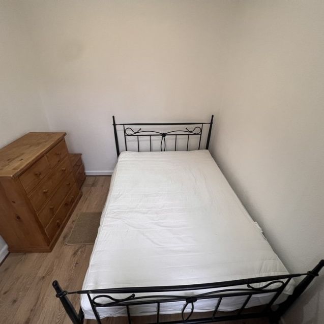 Walsgrave Road, Stoke, Coventry - - Photo 1