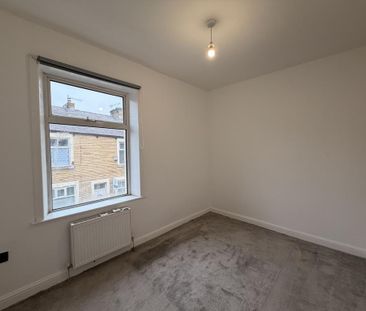 2 bedroom house to rent - Photo 1