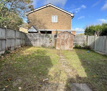 2 bedroom semi-detached house to rent - Photo 4