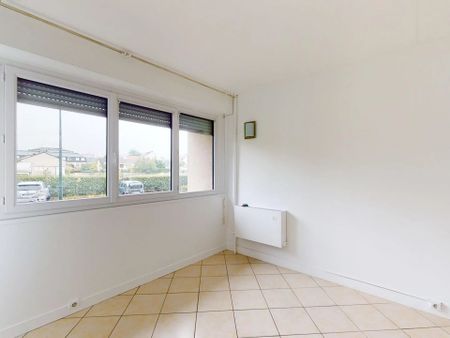 Location Appartement 1 pièces 24 m2 à Chennevières-sur-Marne - Photo 2