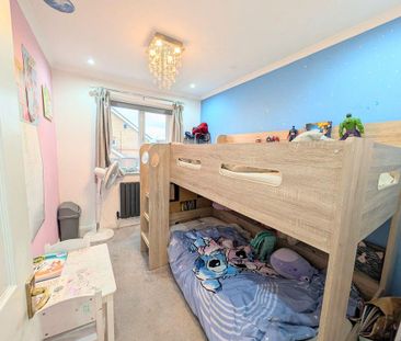 4 bedroom detached house to rent - Photo 5