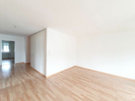 Ihr neues Zuhause: helle 4.5-Zimmer-Wohnung mit zwei Balkonen - Photo 5
