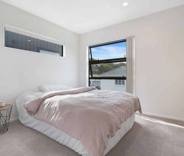 Modern and spacious 4 bedroom home in Manurewa - Photo 3