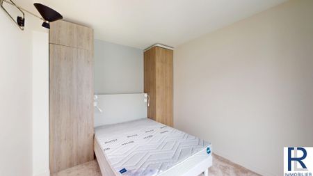 Charmant 2 pièces de 53 m2 au 6ème étage à Paris 14 - Photo 2