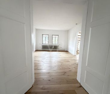 Traumhafte Altbauwohnung in zentraler Innenstadtlage - Photo 4