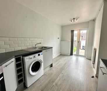 Millfield Avenue, Walsall, WS3 - Photo 3