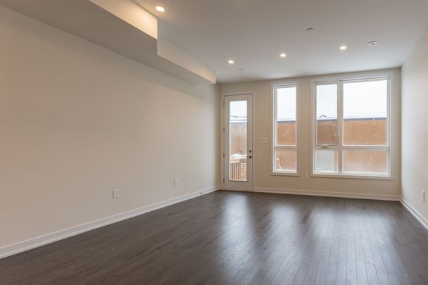 For Lease - 18 Grn Grdns Boulevard, Toronto, Ontario - Photo 1