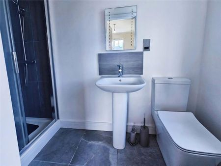 3 bedroom detached house to rent - Photo 2