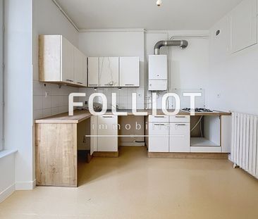 A louer : Appartement 3 Pi�ces � Fougeres - R�f.2011CV - Photo 4