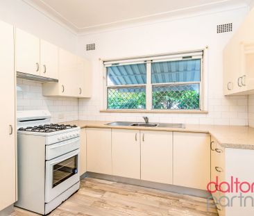 Renovated Three Bedroom Home - Photo 2