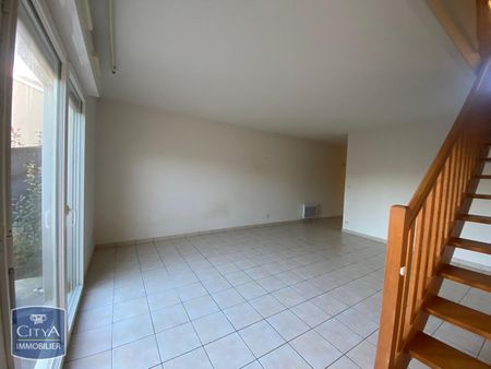 Location Maison 3 pièces 70m² GAILLAC 81600 - Photo 2