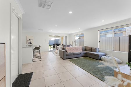 Modern Rental House in Desirable Dudley Park Neighborhood - Your Cozy and Affordable Home Awaits! - Photo 2
