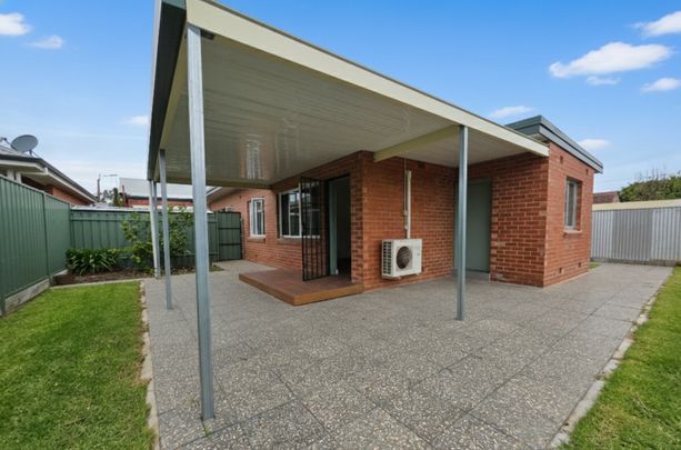 Easy Living in Welland! - Photo 1