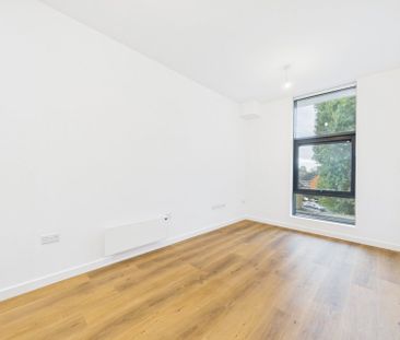 Lakeside East, The Causeway, Staines-Upon-Thames,TW18 - Photo 6