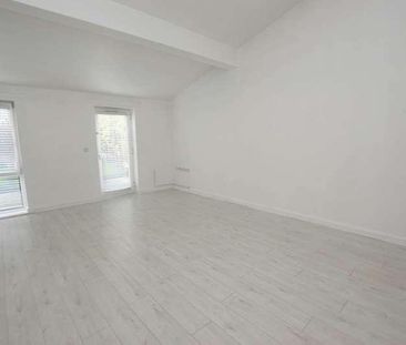 Old Chester Road, Birkenhead, CH41 - Photo 2