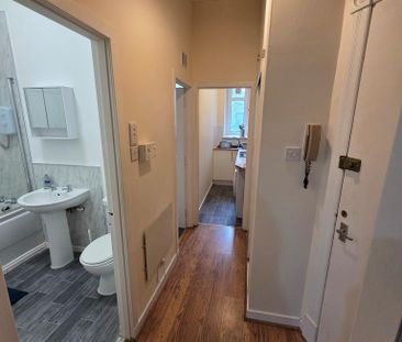 1 bedroom flat to rent - Photo 6