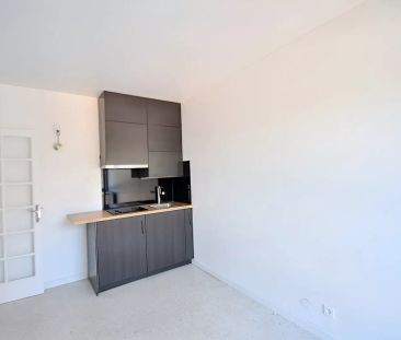 AIX EN PROVENCE - CENTRE VILLE - TRES BEAU T2 AU CALME - Photo 3