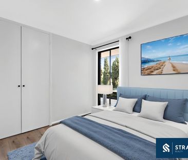 4 Bedroom 2 Bathroom in Parkwood - Photo 4