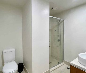 Super Convenient One Bedroom - Photo 1