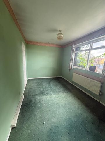 3 bedroom semi-detached house to rent - Photo 5