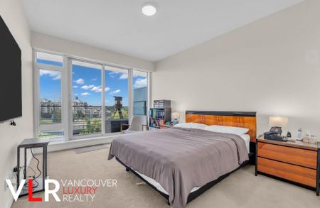 Condo in Richmond, British Columbia - Photo 5