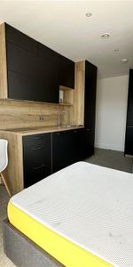 Studio to rent - Photo 4