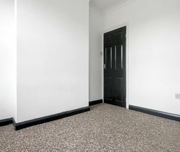 2 bedroom property to rent - Photo 2