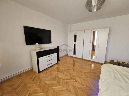 Apartament 3 camere, de inchiriat, zona Bt, Unirii - Fotografie 3
