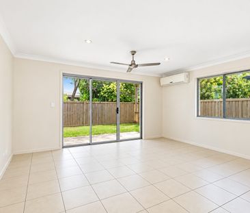 2 BEDROOM DUPLEX IN GREAT LOCATION! - Photo 1