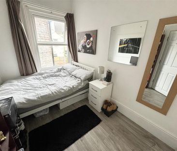 5 bedroom house to rent - Photo 2