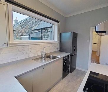 2 bedroom bungalow to rent - Photo 2