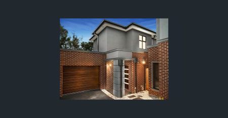 Luxury Living - Photo 5