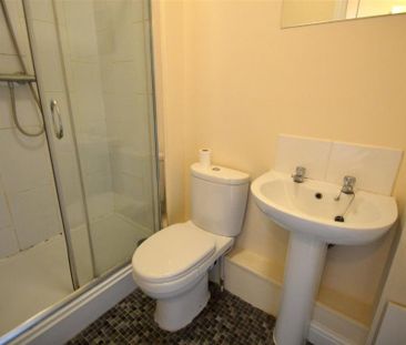 1 bedroom semi-detached house to rent - Photo 4