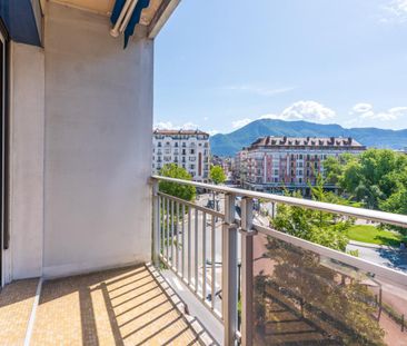 Location Appartement 2 pièces 51m² ANNECY 74000 - Photo 5